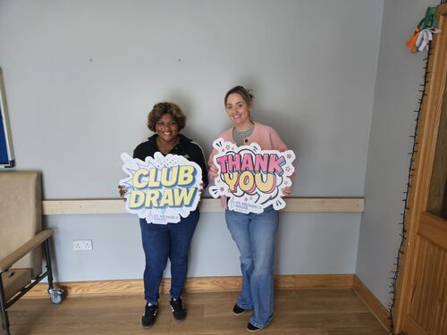 Liliane Tessa and Elaine Watson